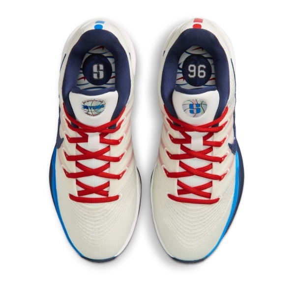 NIKE �ʥ��� ������� ���֥�� 3 NRG EP �Х����åȥܡ��륷�塼�� IH1126-100(������/���ȥ��å�/�ե��ȥ֥롼/������ͥ��ӡ�) ��������ǯ��ǥ롪��
