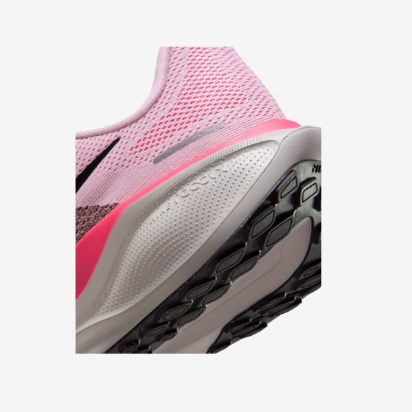 NIKE �ʥ��� ���� ������ �ڥ����� 41 ���˥󥰥��塼�� FD2722-604(�ԥ󥯥ե�����/�ȡ��ץ��졼/�ϥ��ѡ��ԥ�/���եΥ��) ��������ǯ��ǥ롪��