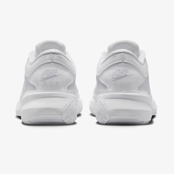 NIKE �ʥ��� ������ե꡼�� 5 (������) EP �Х����åȥܡ��륷�塼�� FN7306-100(�ۥ磻��/�ۥ磻��/�ۥ磻��) 