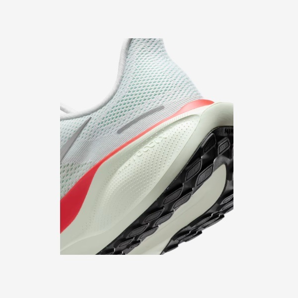 NIKE �ʥ��� ���� ������ �ڥ����� 41 ���˥󥰥��塼�� FD2722-115(�ۥ磻��/�٥��꡼���꡼��/�֥饤�ȥ���ॾ��/�᥿��å�����С�) 