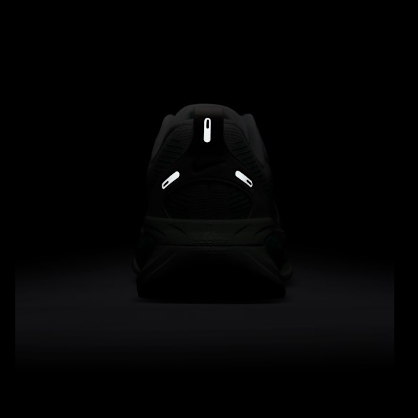 NIKE �ʥ��� ������� ������ �ܥ�� 18 ��ǥ��������˥󥰥��塼�� HM6804-106(�ۥ磻��/�֥꡼���ɥ���������/�ߥ�ȥե�����/����Υ�) 