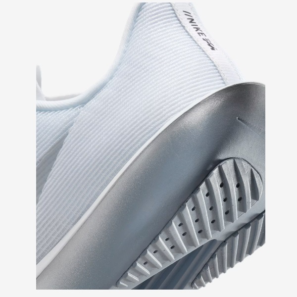 NIKE �ʥ��� ���������� �饤�Х� �ե饤 4 ���˥󥰥��塼�� FV6040-102(�ۥ磻��/�ԥ奢�ץ���ʥ�/���֥��ǥ�����ߥ���/����åɥ�������) ��������ǯ��ǥ롪��