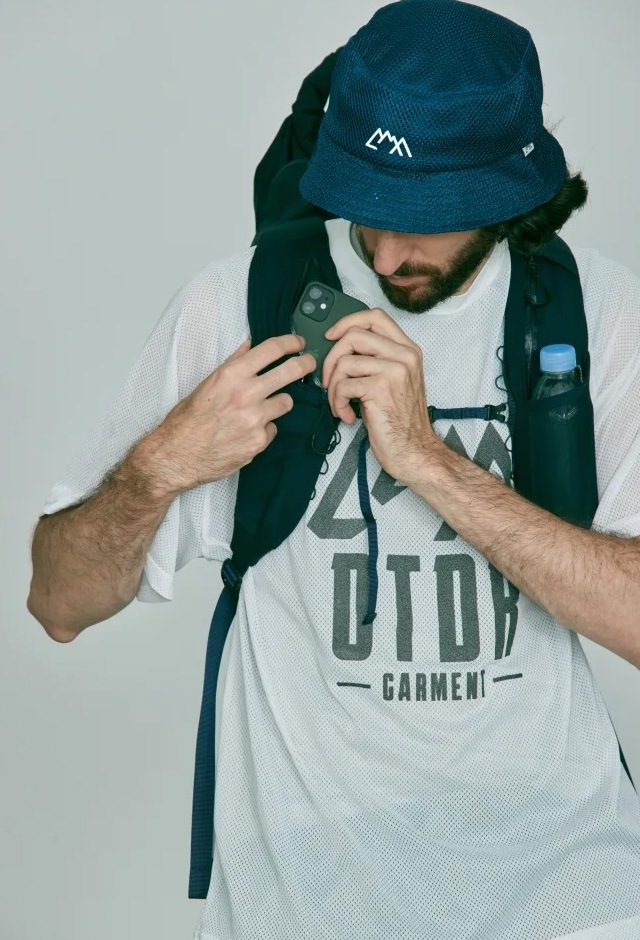 CMF OUTDOOR GARMENT �������२�� �����ȥɥ� �������� ��BACKPACKERZ 32 SMOOTH NYLON�� CMF2401-AC19 �Хå��ѥå� �����ȥɥ�