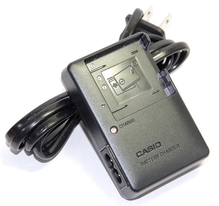 CASIO カシオ BC-120L 純正充電器 (NP-120充電器・バッテリー CASIO カシオ BC-120L 純正充電器 (NP-120充電器・バッテリー