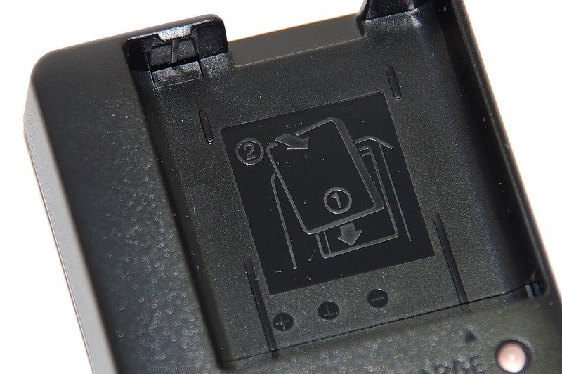 CASIO���������� BC-110L����������NP-110,NP-160�б����Ŵ�Хåƥ꡼���㡼���㡼��BC110L