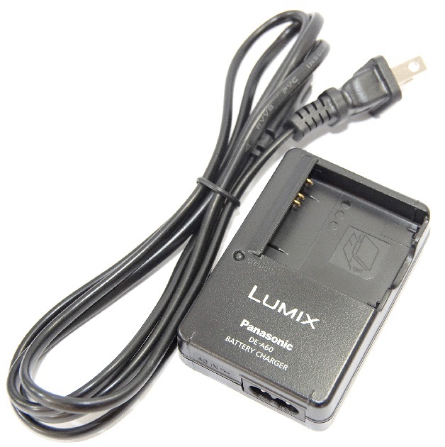 Panasonic パナソニック DE-A60 純正バッテリーチャージャー 海外表記