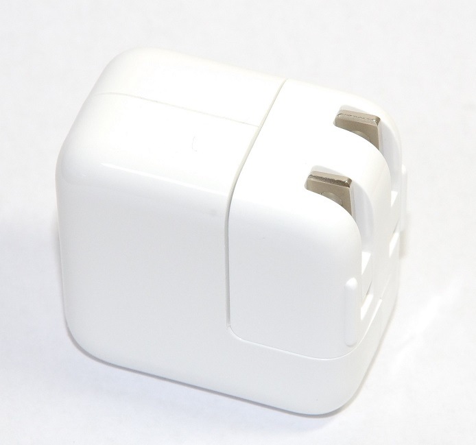 �ڥ��åץ�����ʡ�Apple ���Ŵ� 12W USB�Ÿ������ץ� Apple���ʽ��Ťˡ�MD836CH/A���¹�͢����