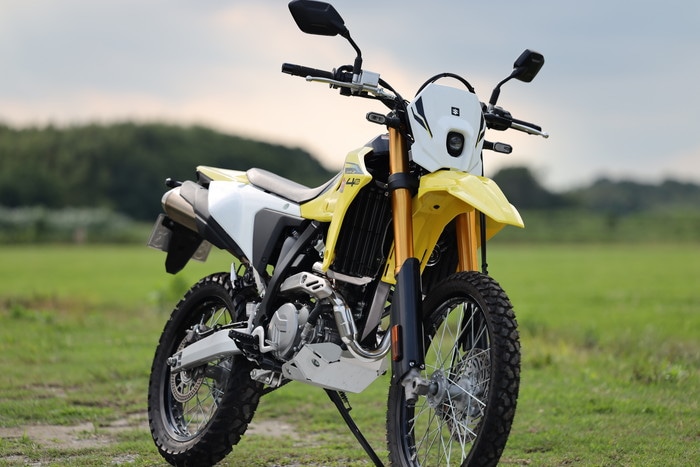 SUZUKI DR-Z4S（8BL-ER1AH）/ DR-Z4SM（8BL-ER1AH）POWERBOXパイプ