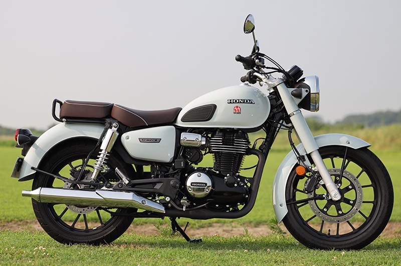 HONDA GB350C (8BL-NC64) POWERBOXナローパイプ ブラックエディション