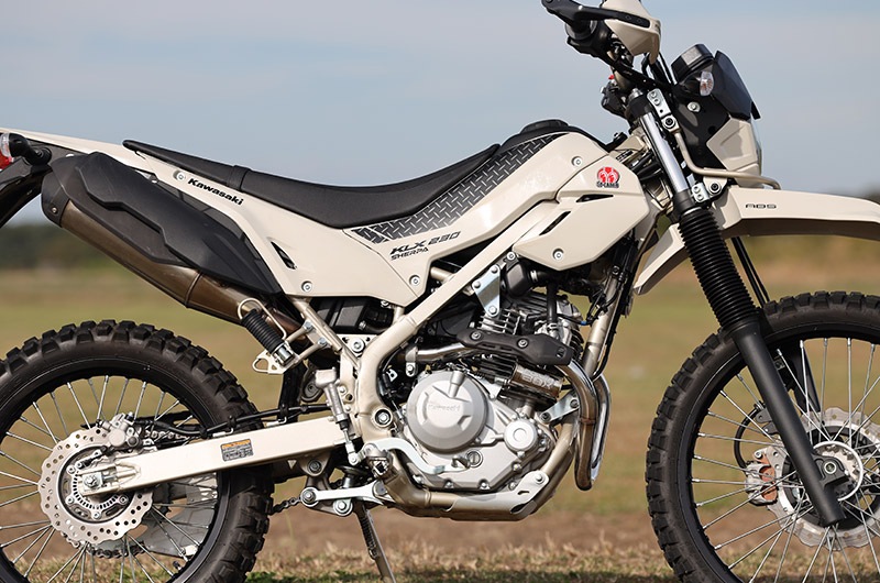 KLX230シェルパ / S / SM / DF　(8BK-LX232A) POWERBOXパイプ 