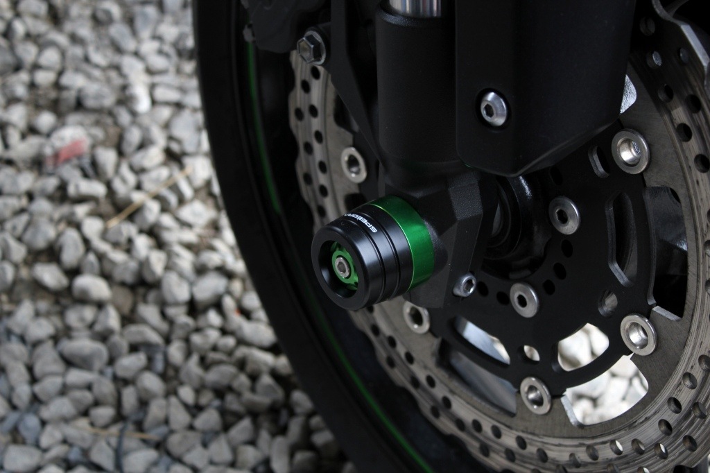 SPEEDRA �ե���ȥ������륹�饤����