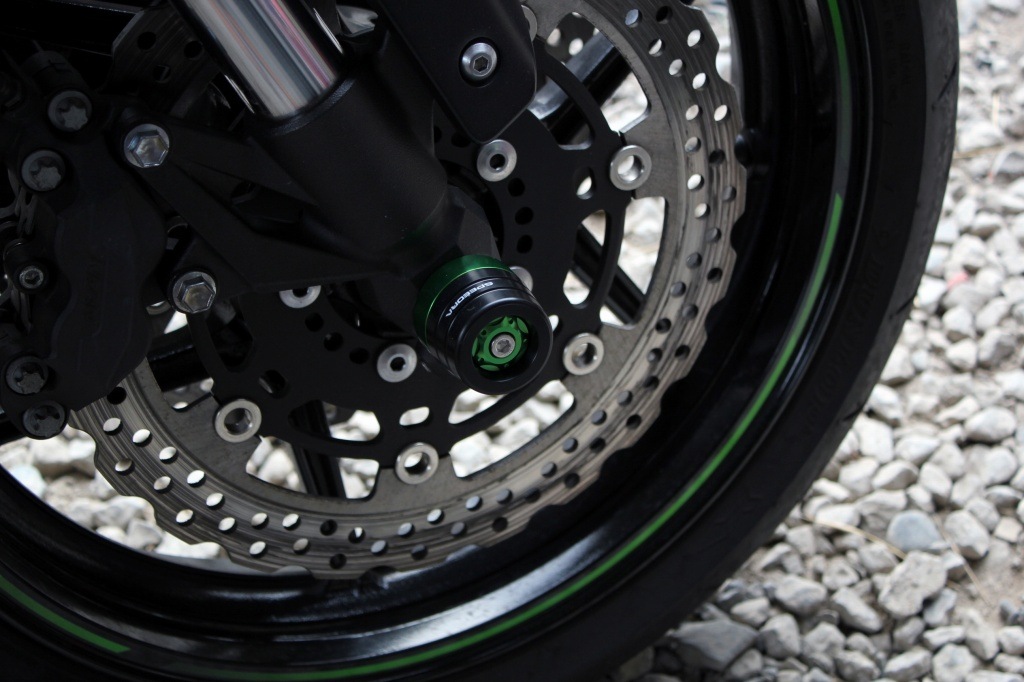SPEEDRA �ե���ȥ������륹�饤����