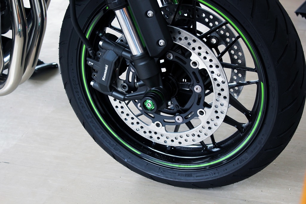 SPEEDRA �ե���ȥ������륹�饤����