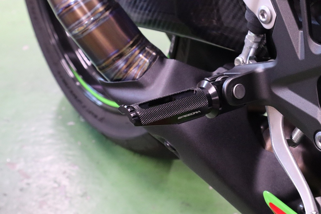 SPEEDRA ����ߺ��Ф����ƥå� �졼���󥰥����� �饤����¦