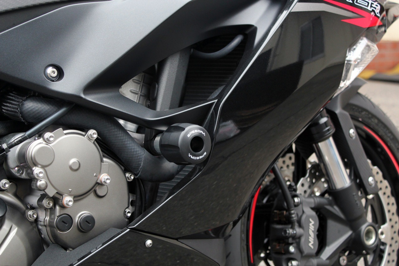 SPEEDRA �ե졼�ॹ�饤����������B