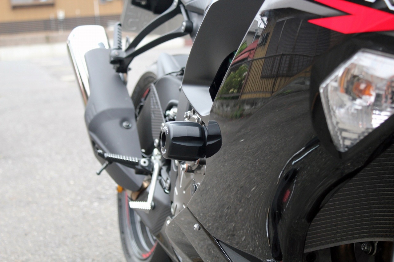 SPEEDRA �ե졼�ॹ�饤����������B