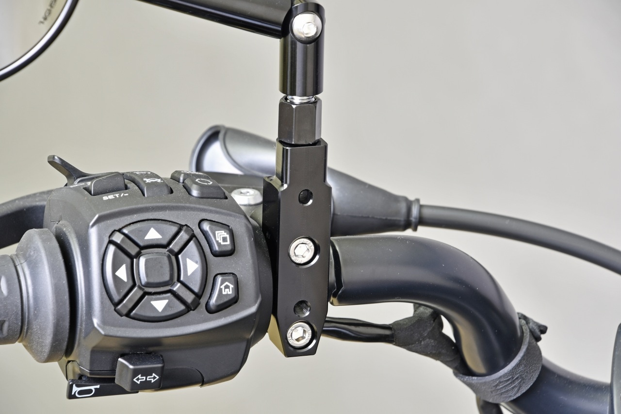 Harley-Davidson RH1250S 純正ミラー