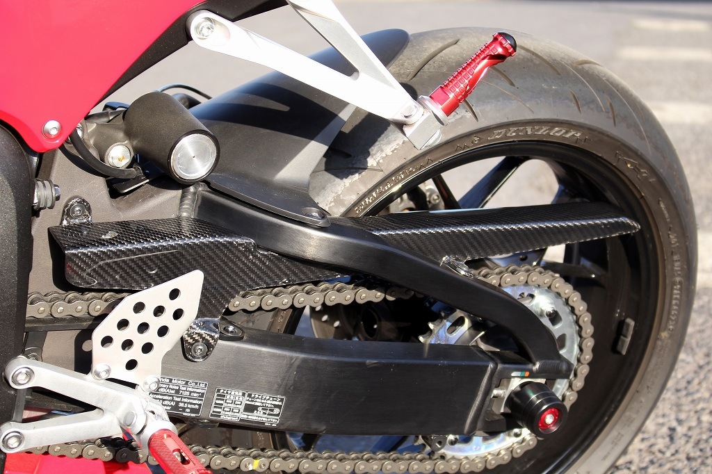SPEEDRA チェーンガード ドライカーボン | HONDA,401cc~750cc,CBR600RR