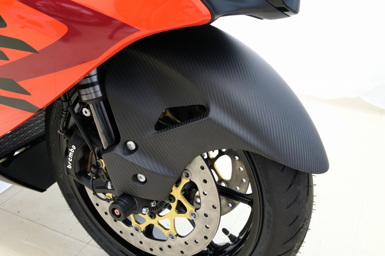 HAYABUSA 21~ フロントフェンダー 綾織りカーボン製 クレバーウルフ HAYABUSA 21~ フロントフェンダー 綾織りカーボン製 クレバーウルフ