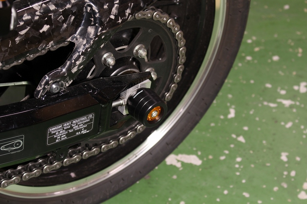 SPEEDRA �ꥢ�������륹�饤����