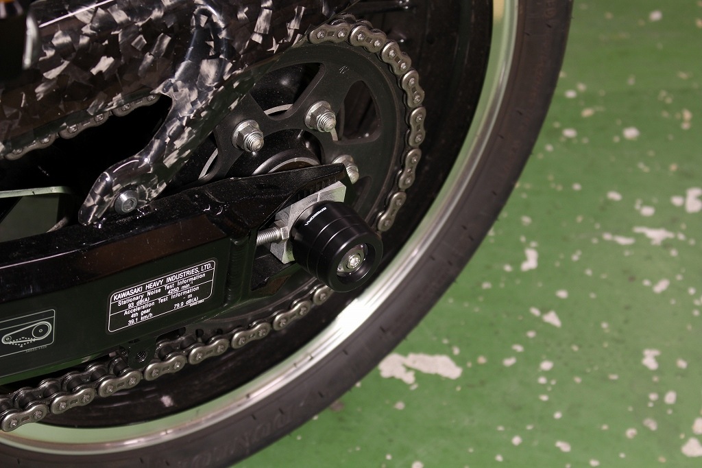SPEEDRA �ꥢ�������륹�饤����