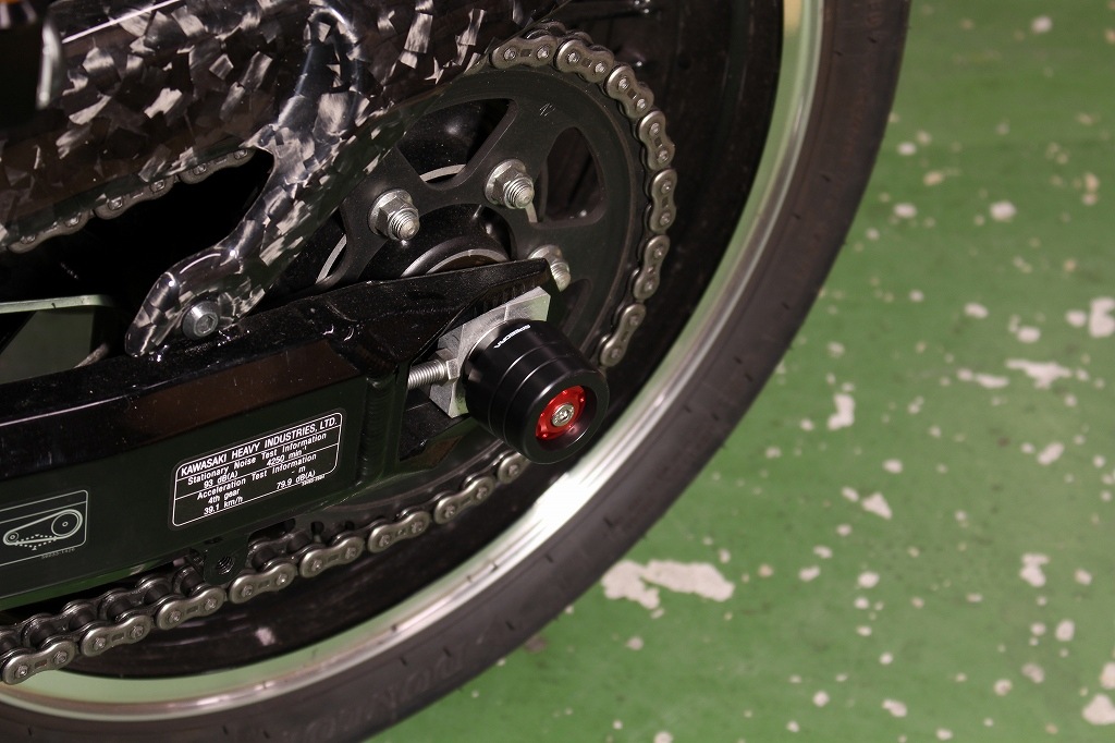SPEEDRA �ꥢ�������륹�饤����