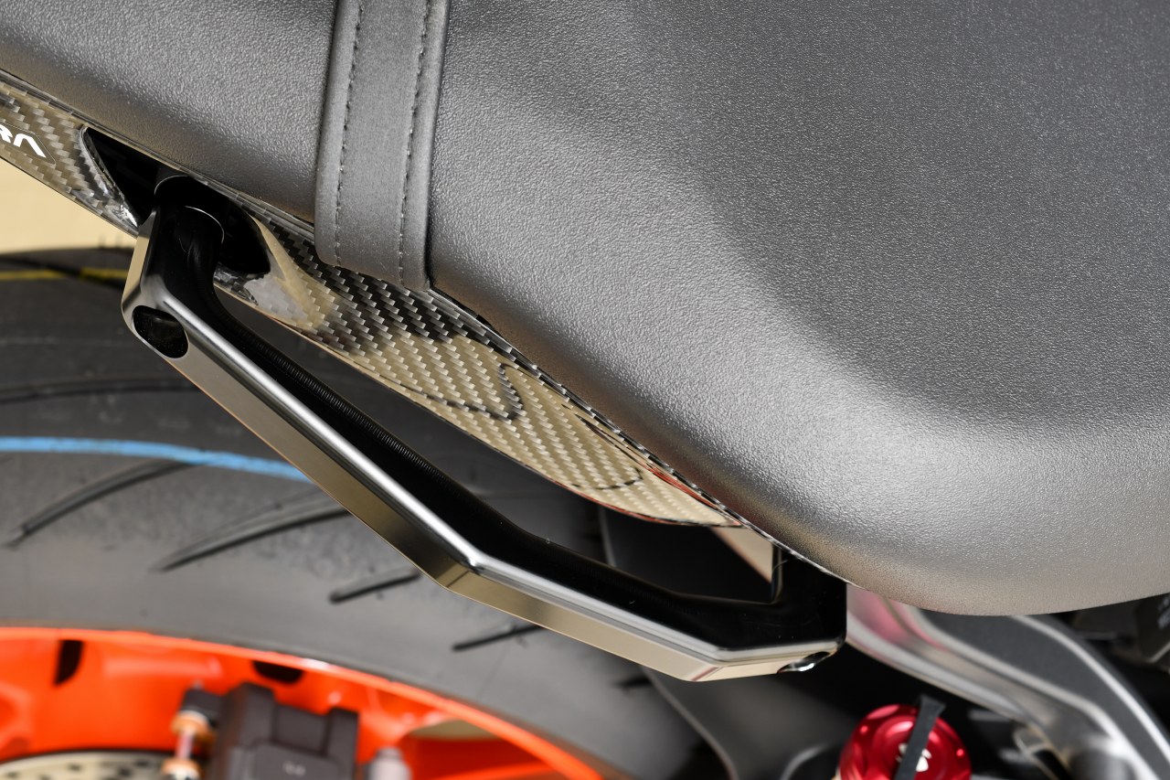 SPEEDRA アルミ削り出しサイドグリップ | YAMAHA,751cc~1000cc,MT-09