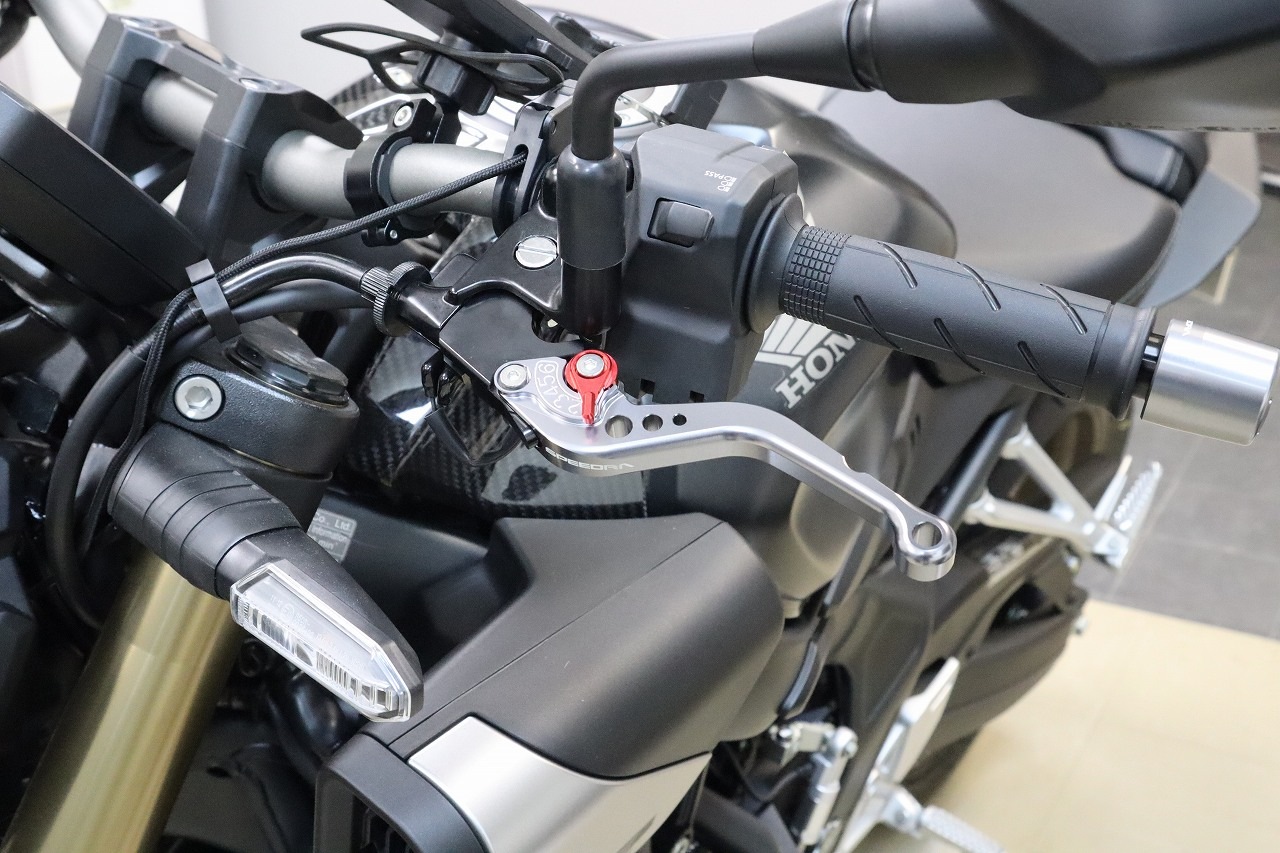 SPEEDRA  �����㥹�ȥ�С� ����������ɥ��硼��