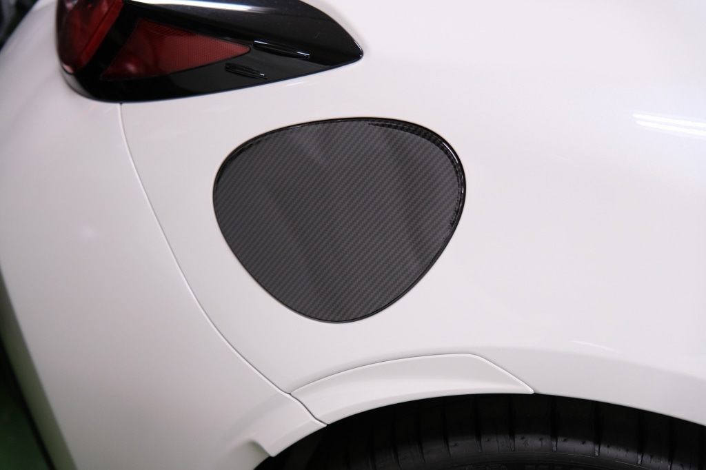 シフトリック(Shiftric) フューエルリッドガーニッシュ カーボン調