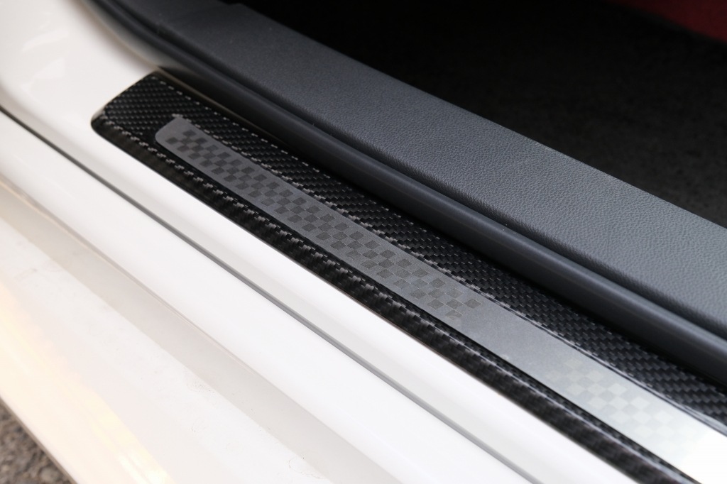 シフトリック(Shiftric) ドアスカッフプレート 左右セット ドライ