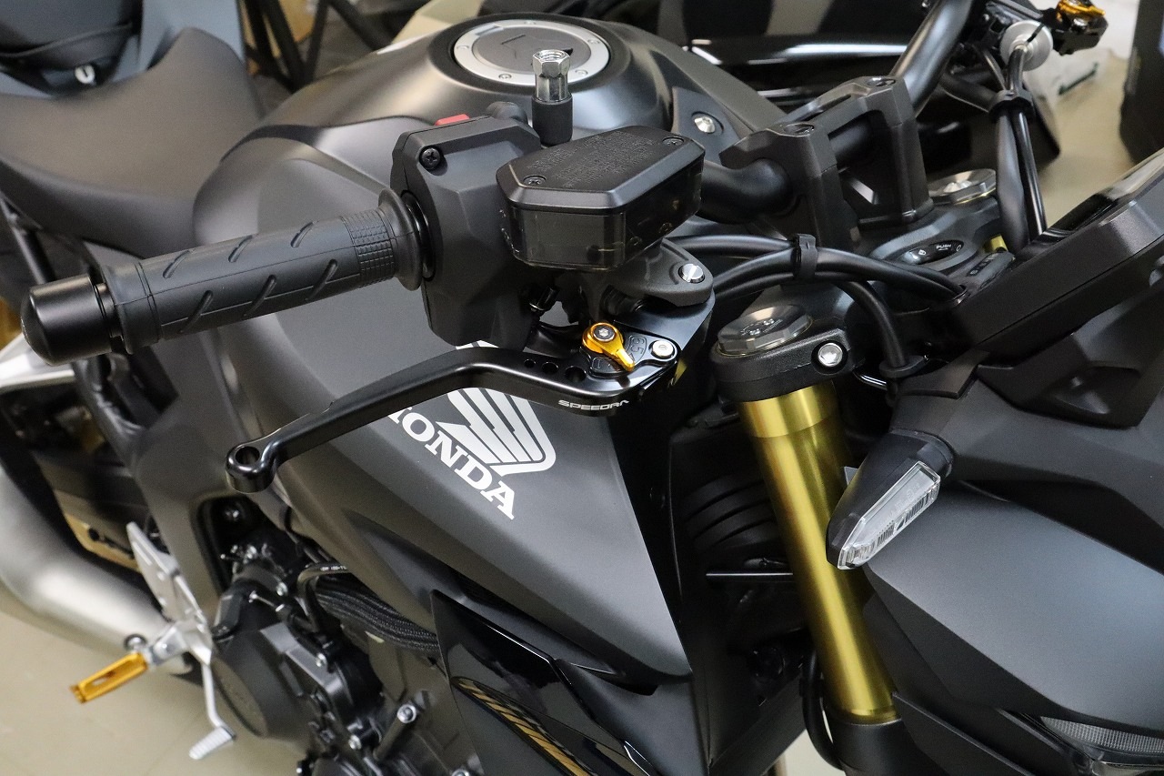 SPEEDRA �����㥹�ȥ�С� ����������ɥ���