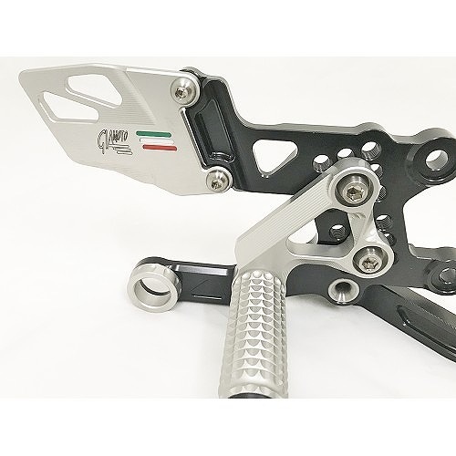 �谷��λ GIAMOTO �Хå����ƥåץ��å�