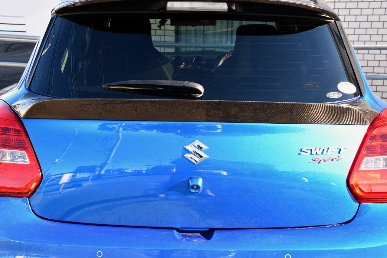 シフトリック(Shiftric) リアゲートスポイラー ドライカーボン