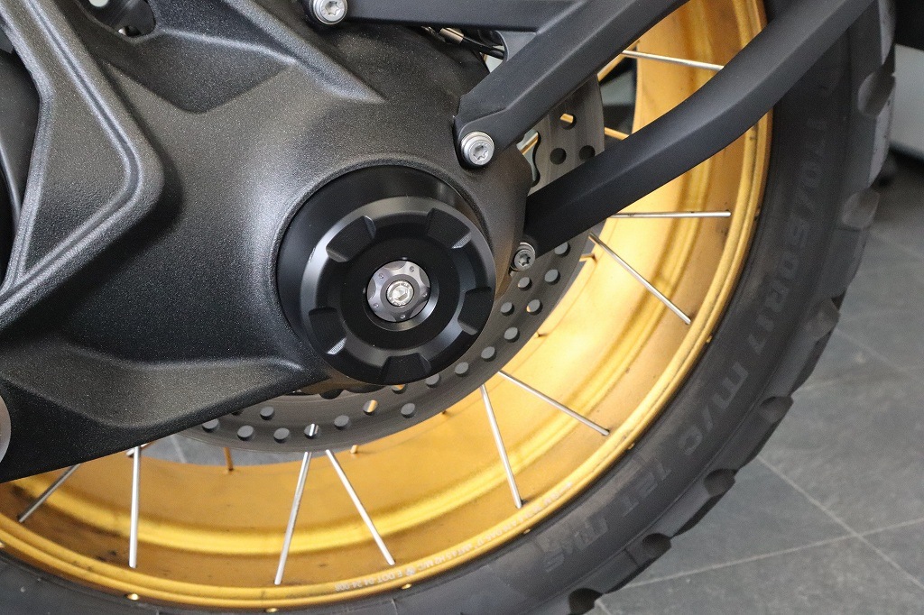 SPEEDRA �ꥢ�ۥ����륹�饤����