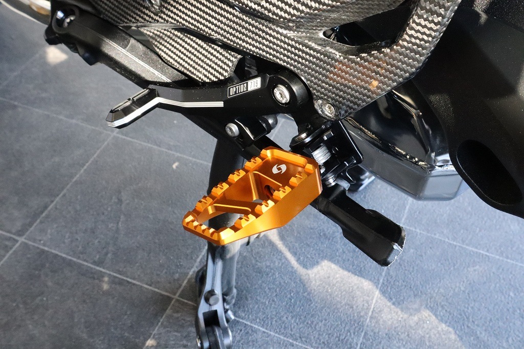 SPEEDRA ����ߺ��Ф� �եåȥڥ� R1300GS/ADV