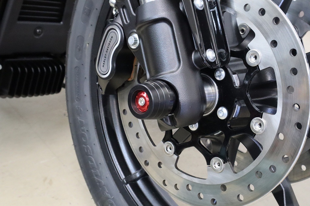 SPEEDRA フロントアクスルスライダー | Harley-Davidson,FXLRST