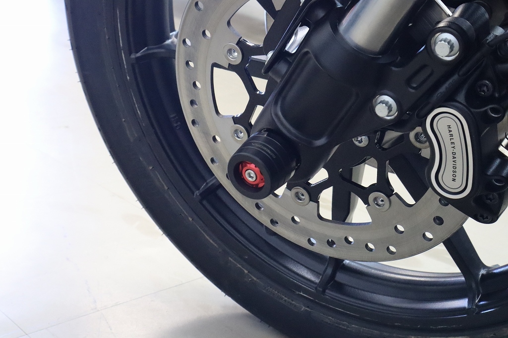 SPEEDRA フロントアクスルスライダー | Harley-Davidson,FXLRST