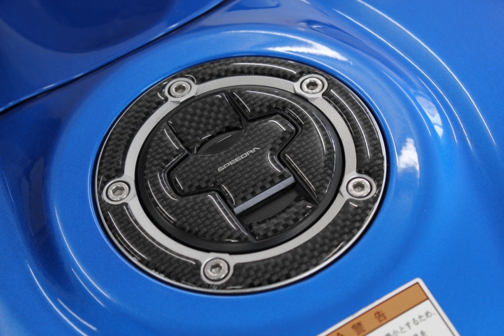 SPEEDRA カーボンタンクキャップパッド SUZUKI タイプ2 | すべての商品