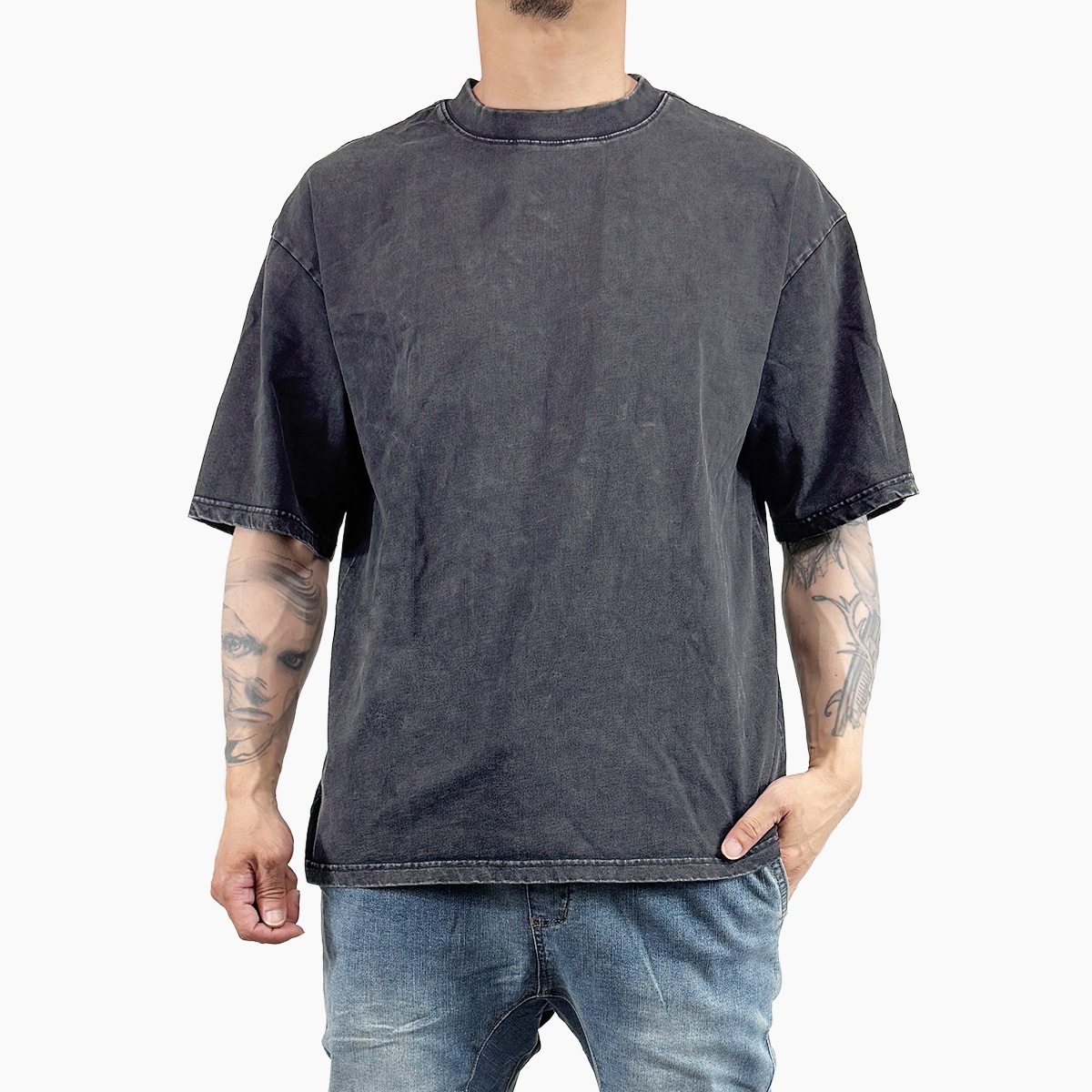PLAIN ACID WASH OVERSIZED T-SHIRT - BLACK