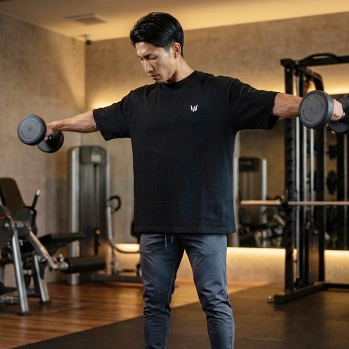 EMBROIDERED LOGO OVERSIZED T-SHIRT - BLACK