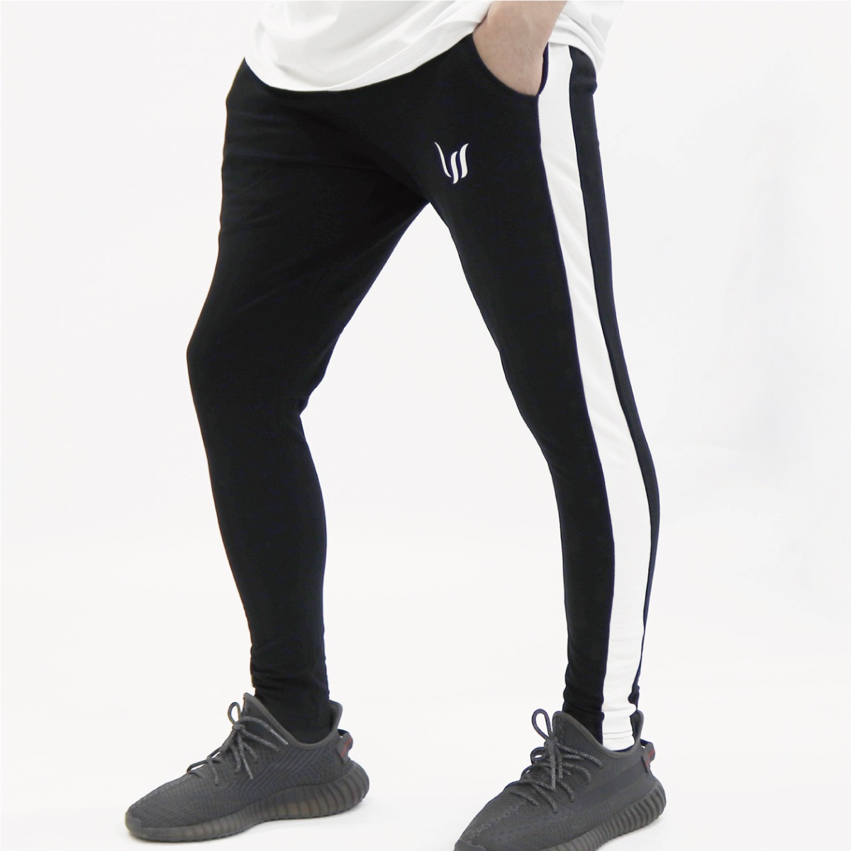 JOGGERS PANTS - BLACK/WHITE