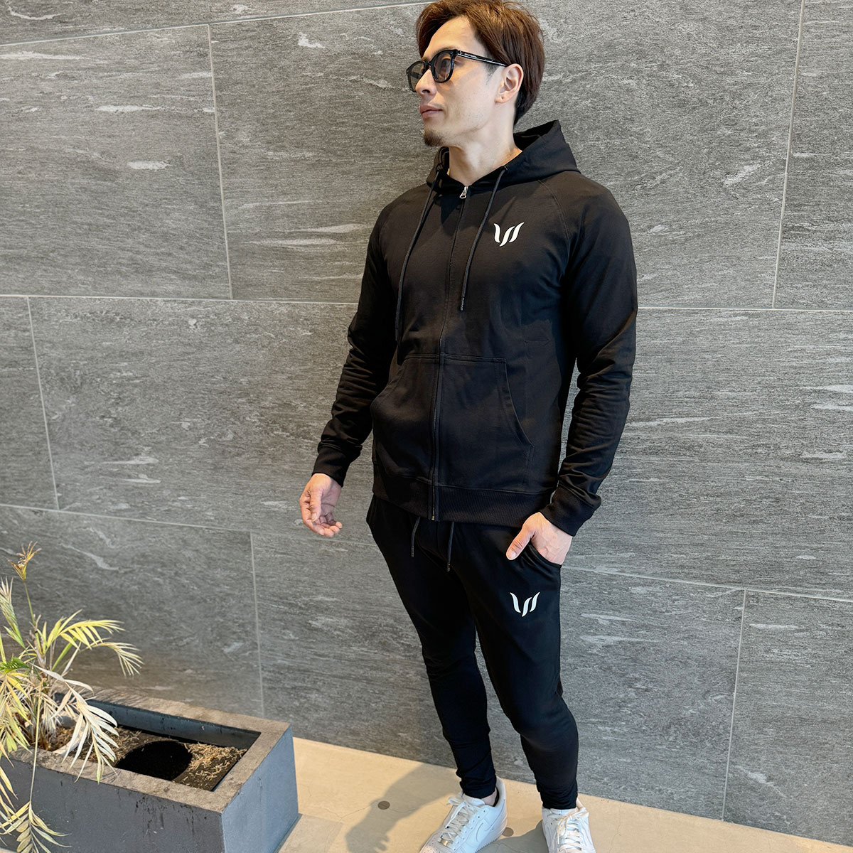 SP ZIP HOODIE - BLACK