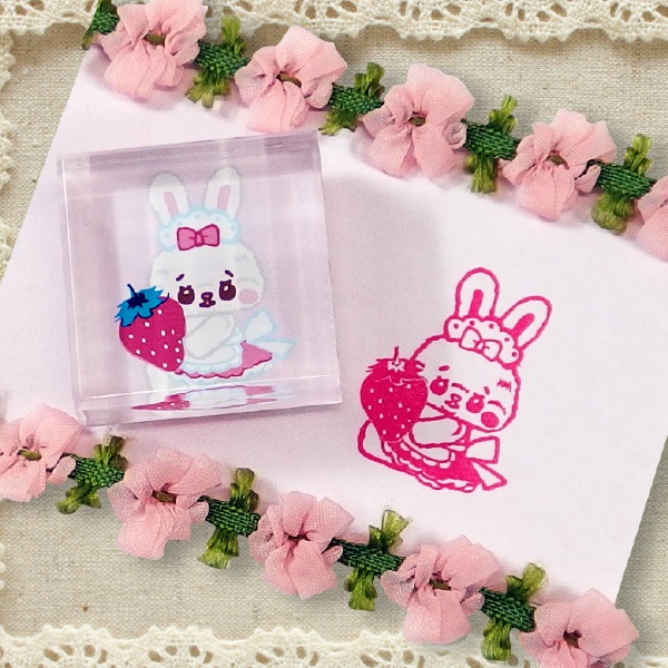 Petitアクリルスタンプ／イチゴうさぎ 【スタンプ スタンダード】