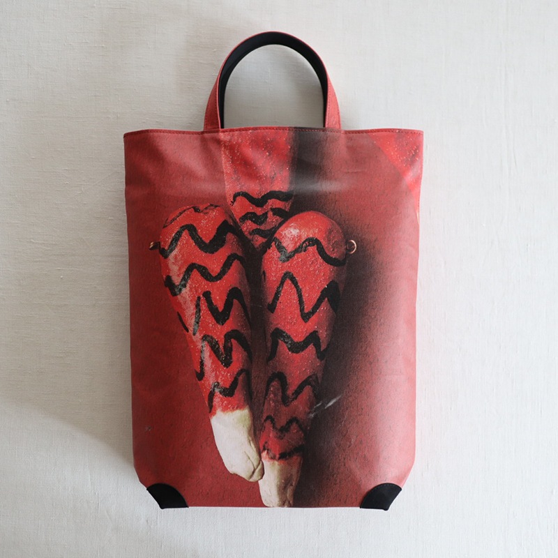 CHRISTMAS HILLS 2024 限定 フラッグリサイクルバッグ｜縦型マチあり