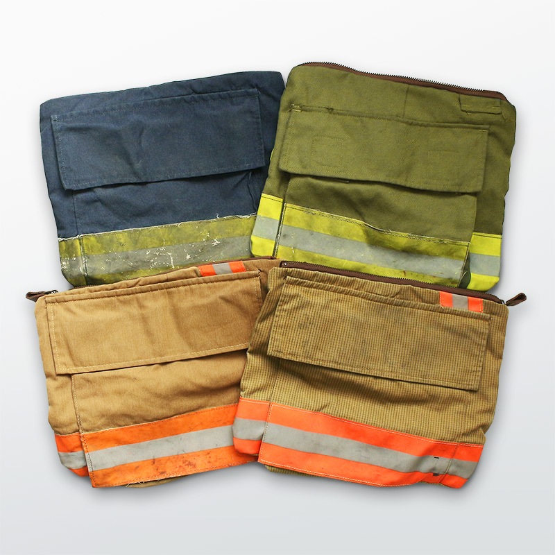 MODECOサコッシュ|カタストロフと美術のちから展