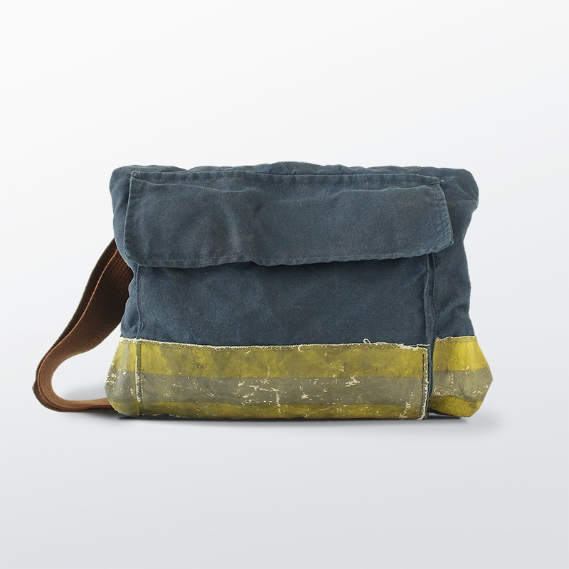 children of the discordance サコッシュ 解体再構築 children of discordance サコッシュ 解体再構築 チルドレン オブ ザ