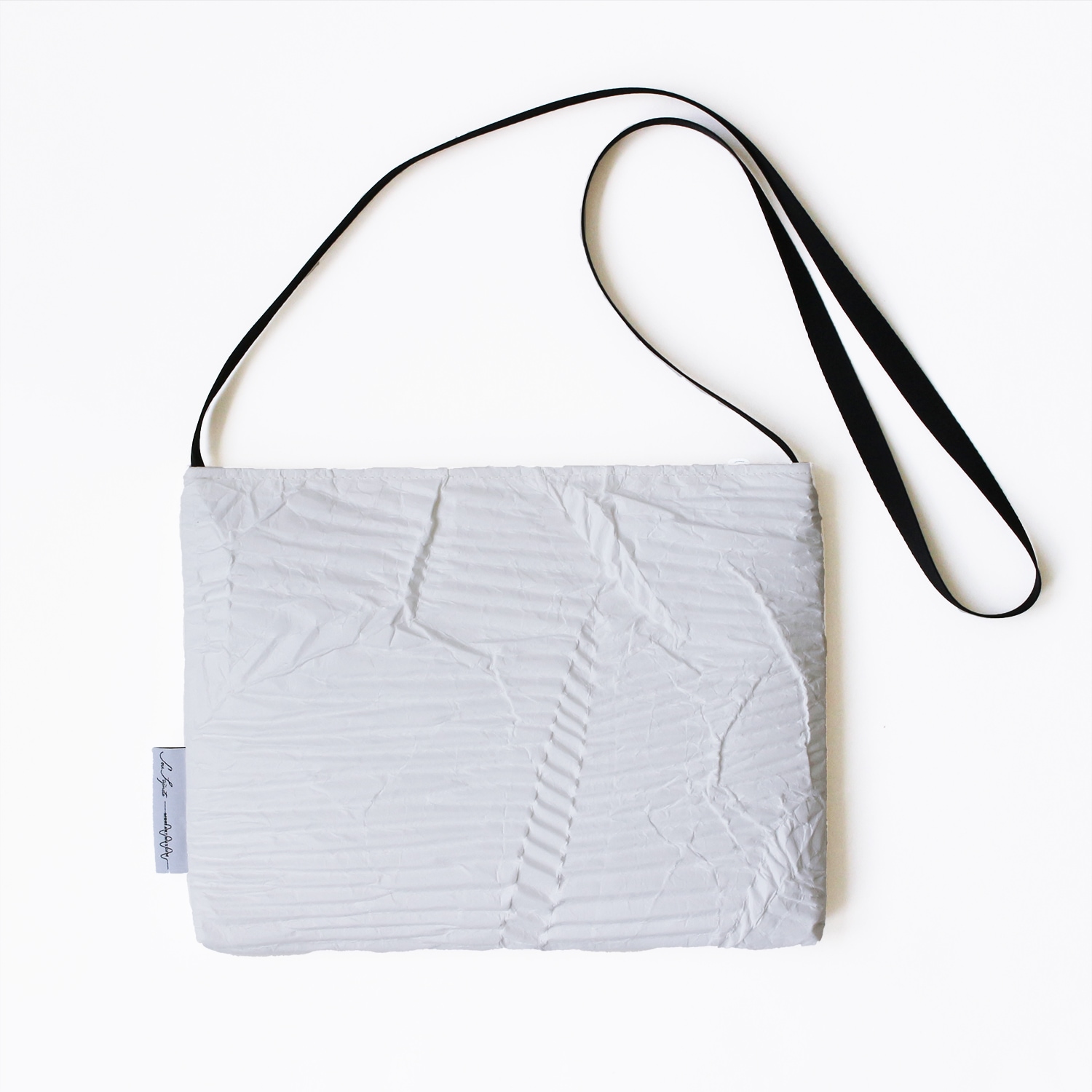 藤本壮介の建築：原初・未来・森」展｜サコッシュ| 森美術館オンライン