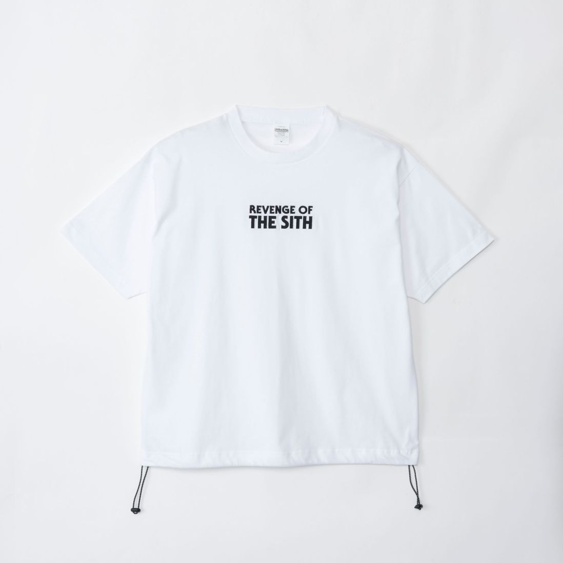 ★2025東京コミコン先行商品　[公式]  STARWARS 「ＲＥＶＥＮＧＥ ＯＦ ＴＨＥ ＳＩＴＨ」 Ｔシャツ（裾ドローコード）ホワイト 