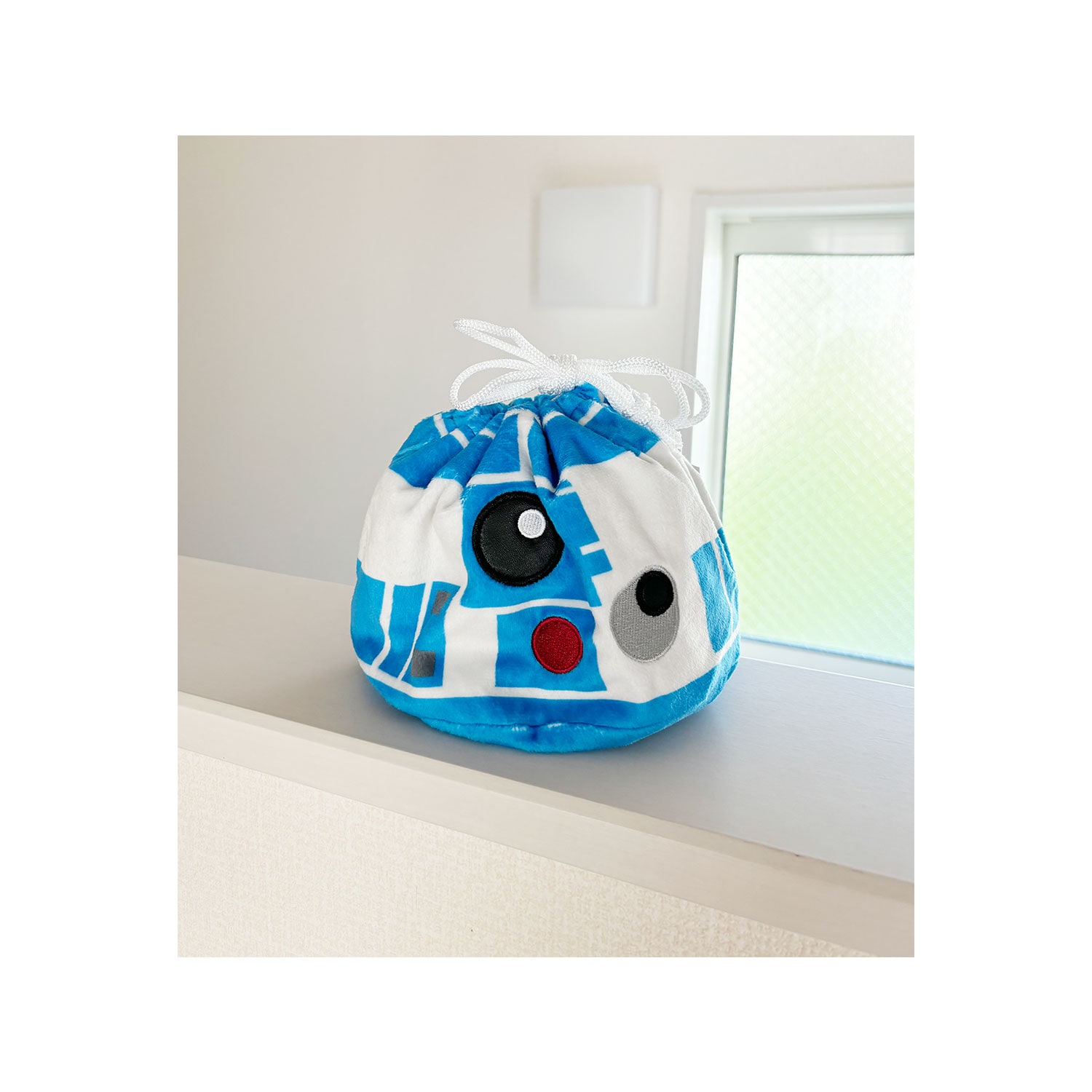 [公式]  STAR WARS　ぬいぐるみ巾着　R2－D2（STARWARS POPUP STORE商品)