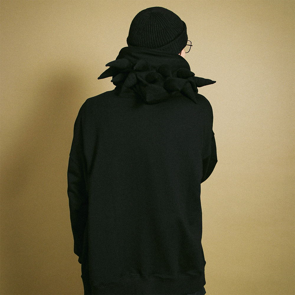 予約・11月入荷】トゲトゲZIPパーカ | 全商品 | 鷹の爪Online Store